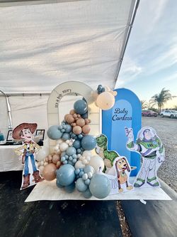 Balloon garlands