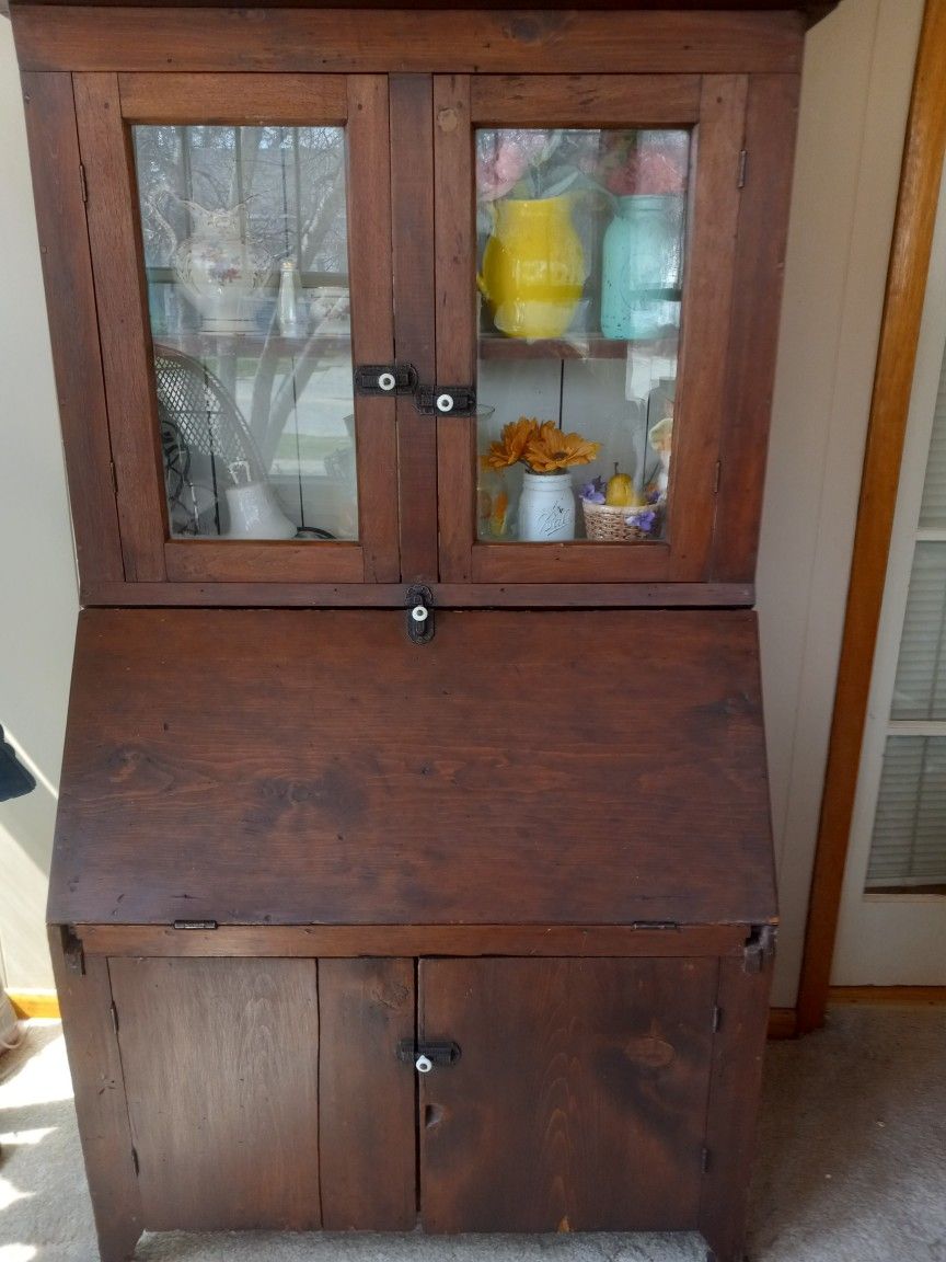 Antique Secretary's Desk With Hutch