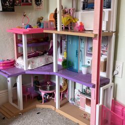 Barbie dream House