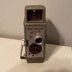 50s vintage Bell & Howell Two Twenty 8mm Movie Camera