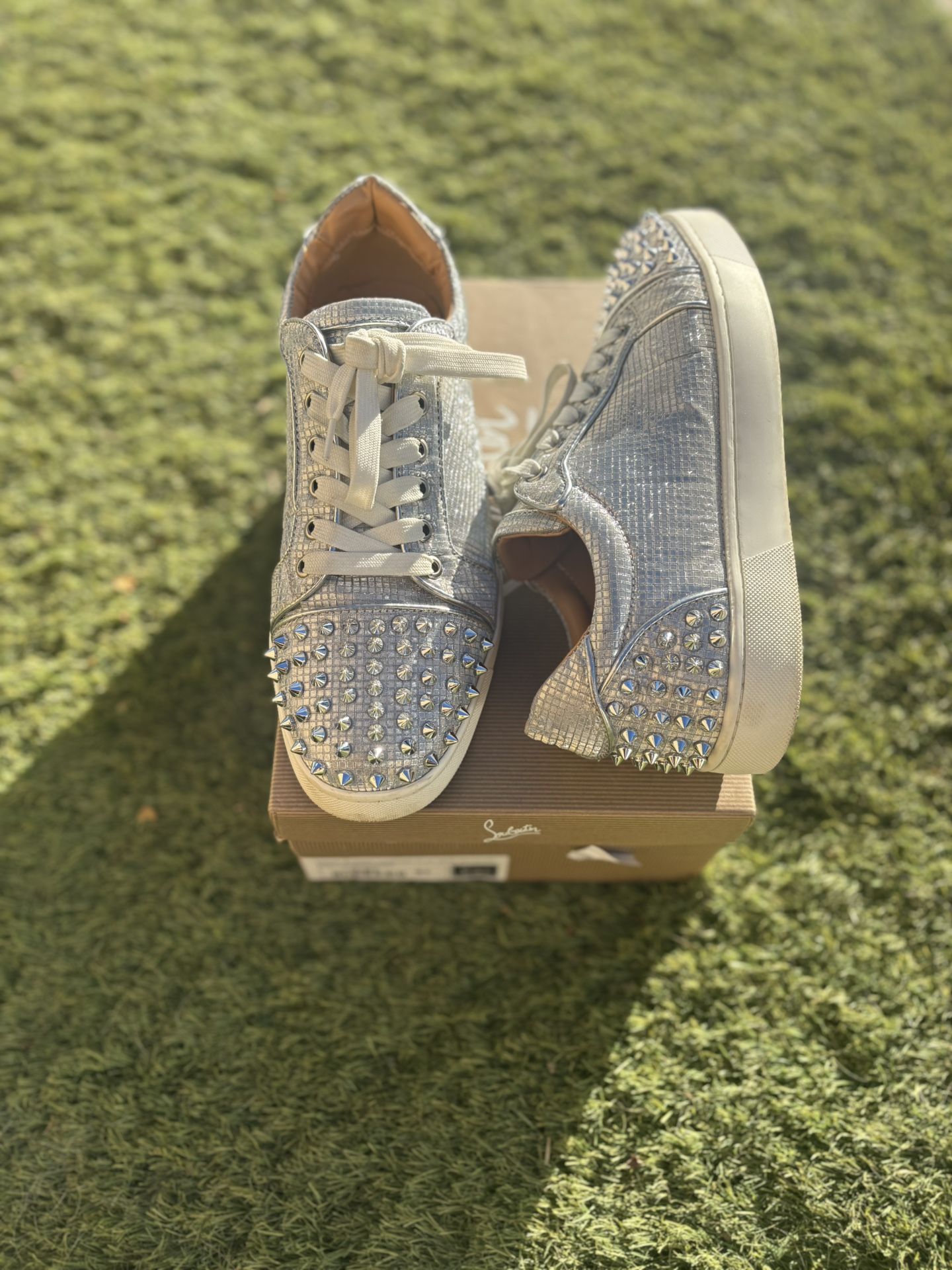 CHRISTIAN LOUBOUTIN RED BOTTOMS