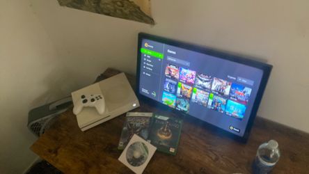 xbox one S 1tb disc edition.