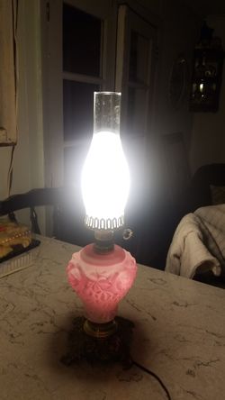 Gone with the wind lamp embossed roses cranberry glass interior