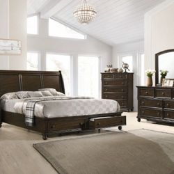 50% SALE!! Queen Size Platform Bedroom Set With Storage 