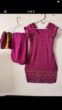 Brand New Indian Salwaar Kameez With Embroidery On Scarf