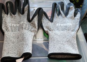 Gloves with a seamless knit back and a rubberized/polyurethane palm, Black and  gray  xxlarge
