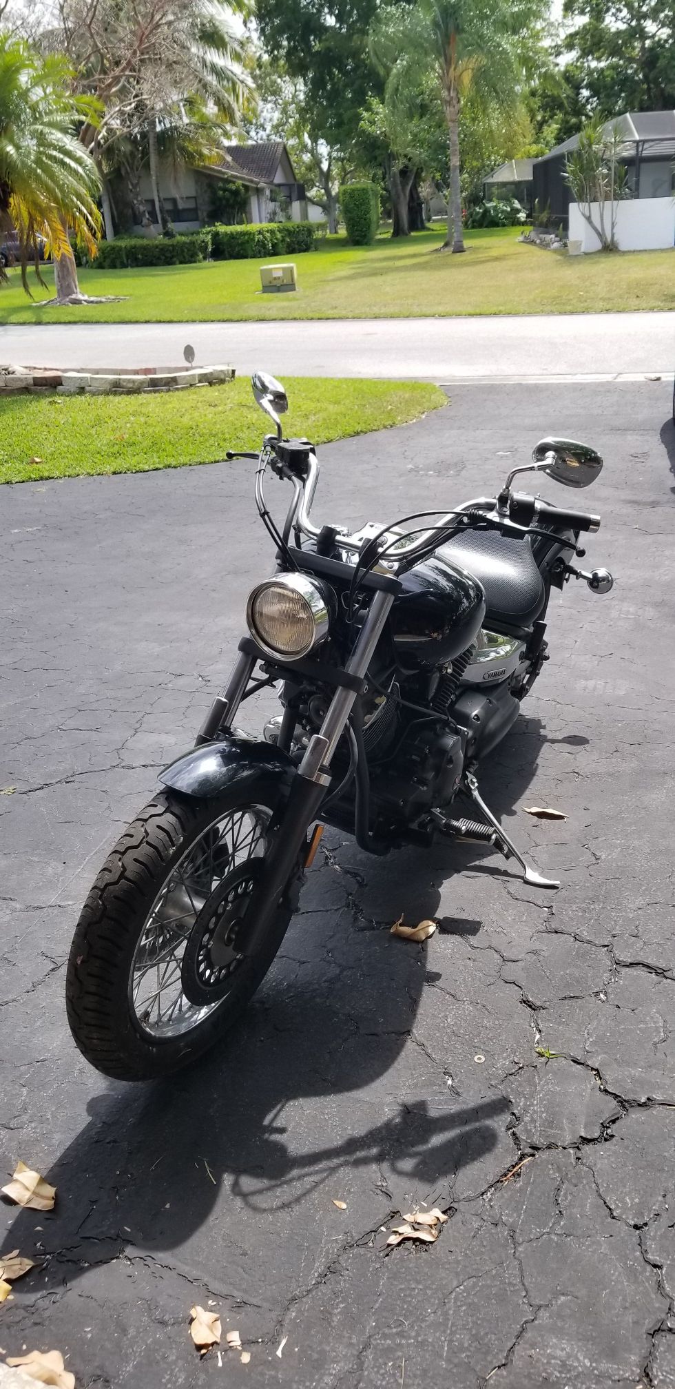 Yamaha vstar 1100cc motorcycle 839 miles