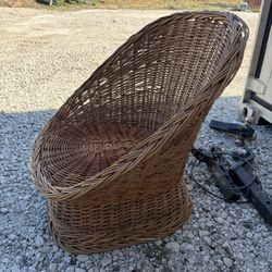 Wicker Egg Bucket Chair