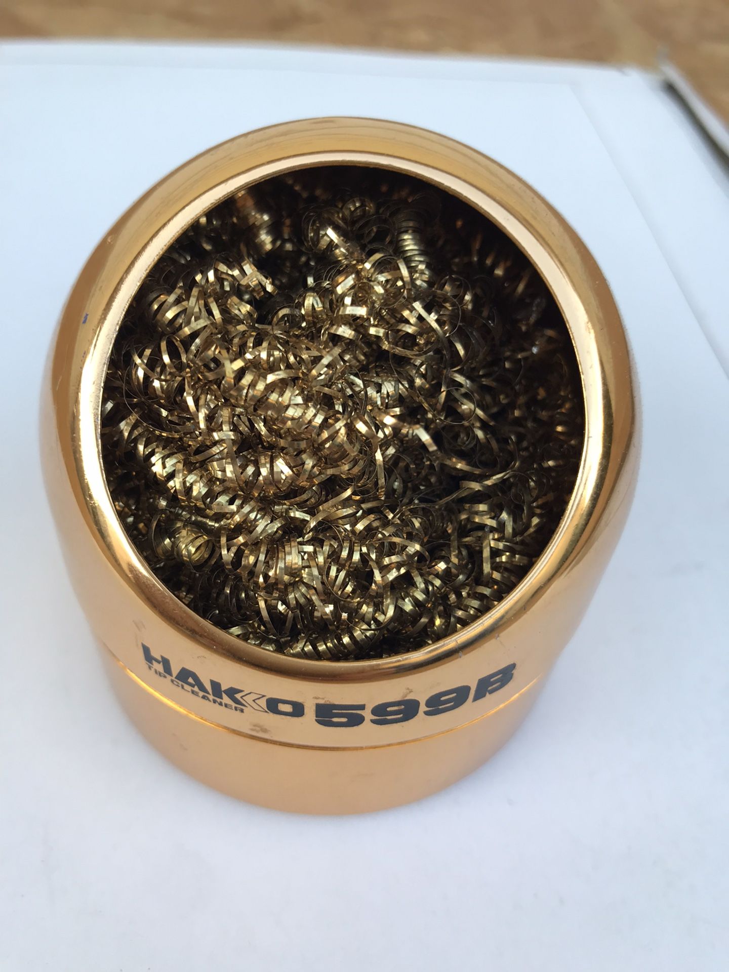 Hakko Soldering Tip Cleaning Wire and Holder