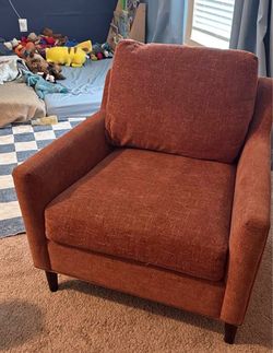 Rust Terracotta Accent Chair – Mid-Century Style
