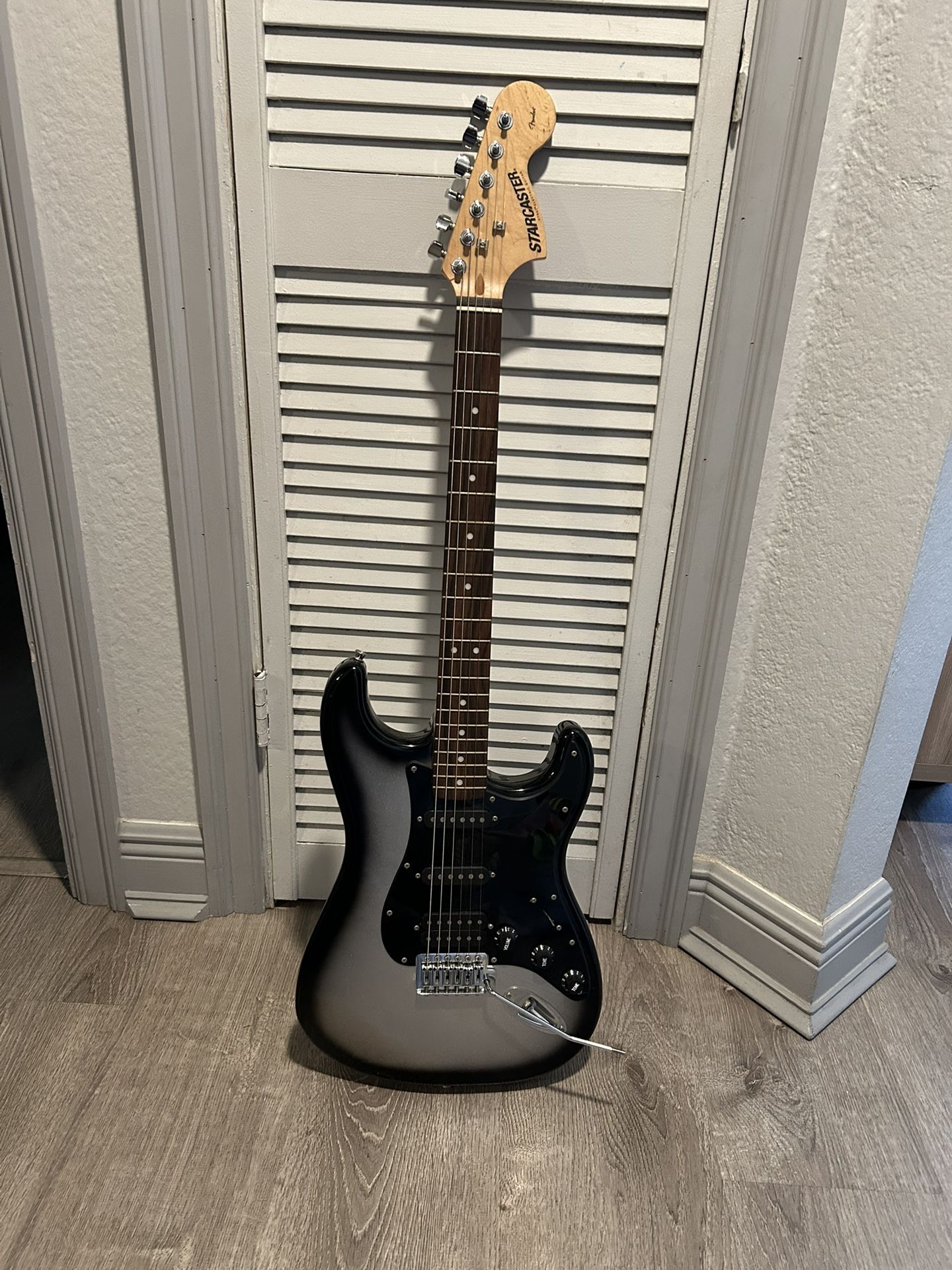 Fender Starcaster Electric Guitar