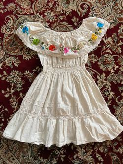 Little girls dress size 4-5