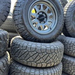 WHEELS METHOD 17x8.5 TOYOTA TACOMA 4 RUNNER 