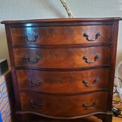 Beacon Hill Collection Mahogany Vintage  Sideboard