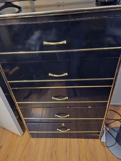 5 Drawer Black Dresser