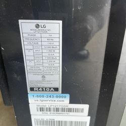 LG 12,000 BTU Portable Air Conditioner LP1217GSR