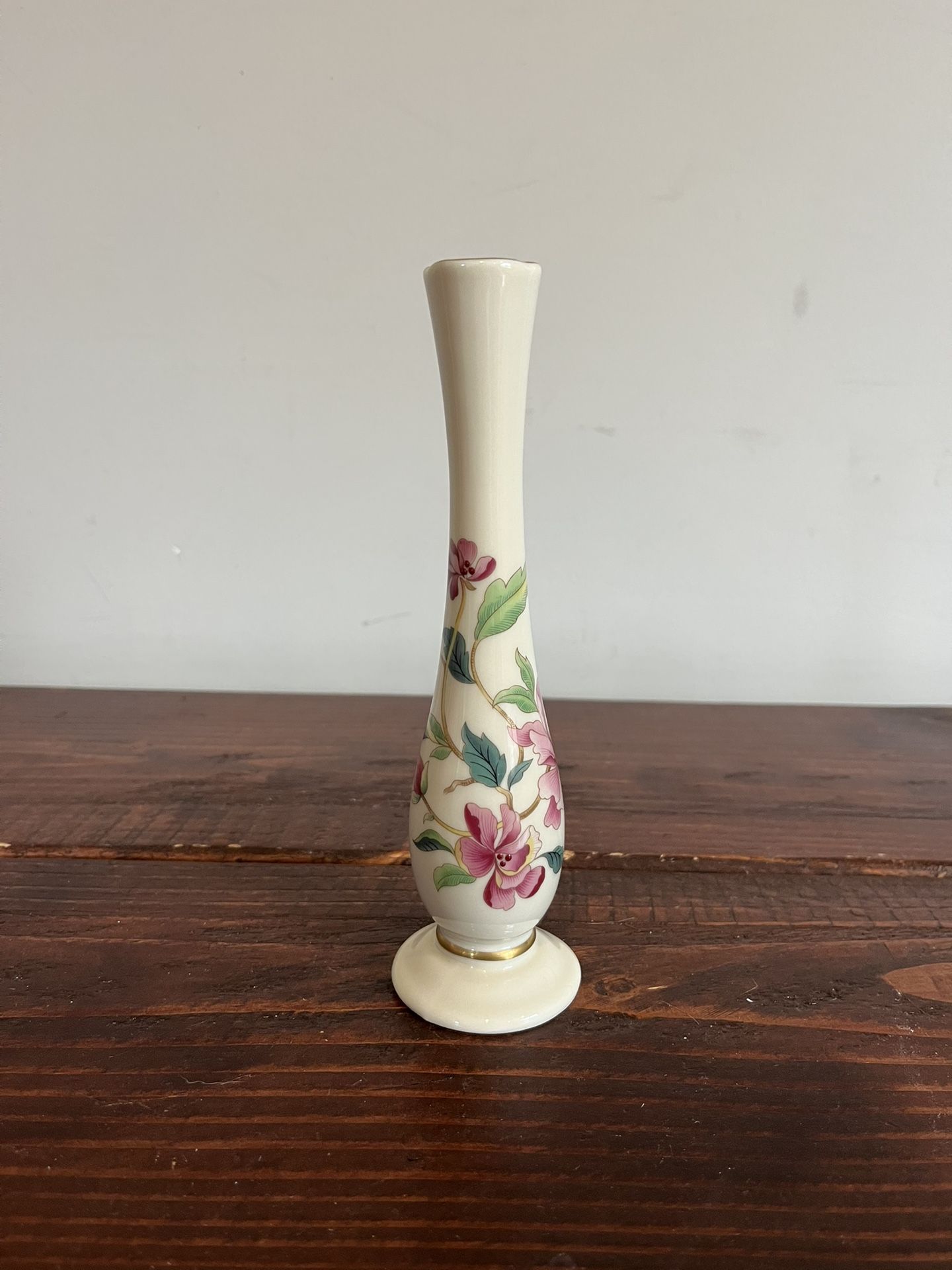 Vintage Lenox Bud Floral Vase Barrington Collection; Flowers Gold Trim USA Made