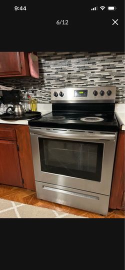 Frigidaire 5 Burner Range