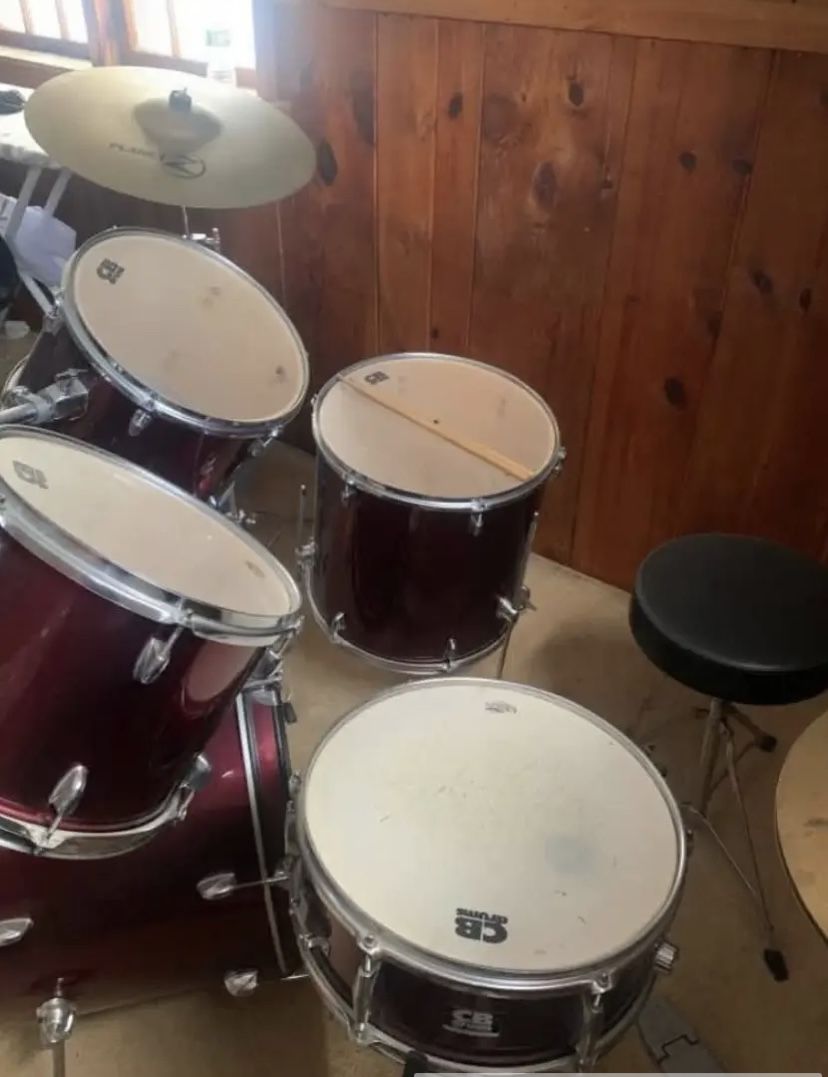 Drum Kit w/two Zildjian Cymbals and throne seat. Asking $450 OBO -