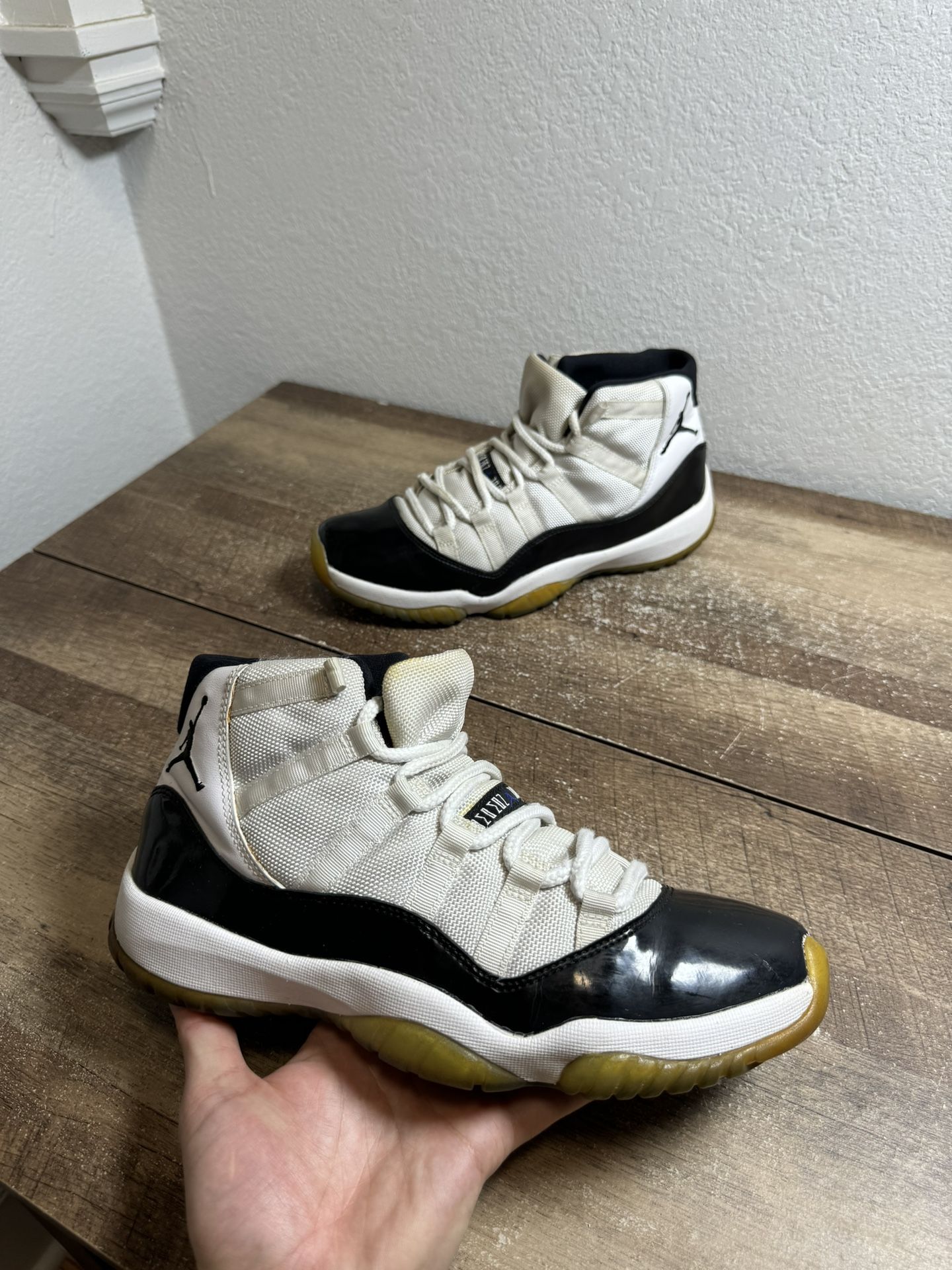 Nike Air Jordan 11 Retro Concord White/black-dark Concord Size 9 Shoes