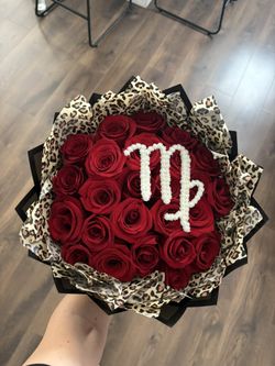 25 Red Roses