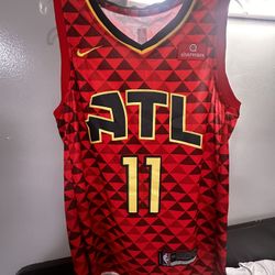 Atlanta Hawks Trae Young #11 Statement Edition Swingman Jersey - 44 