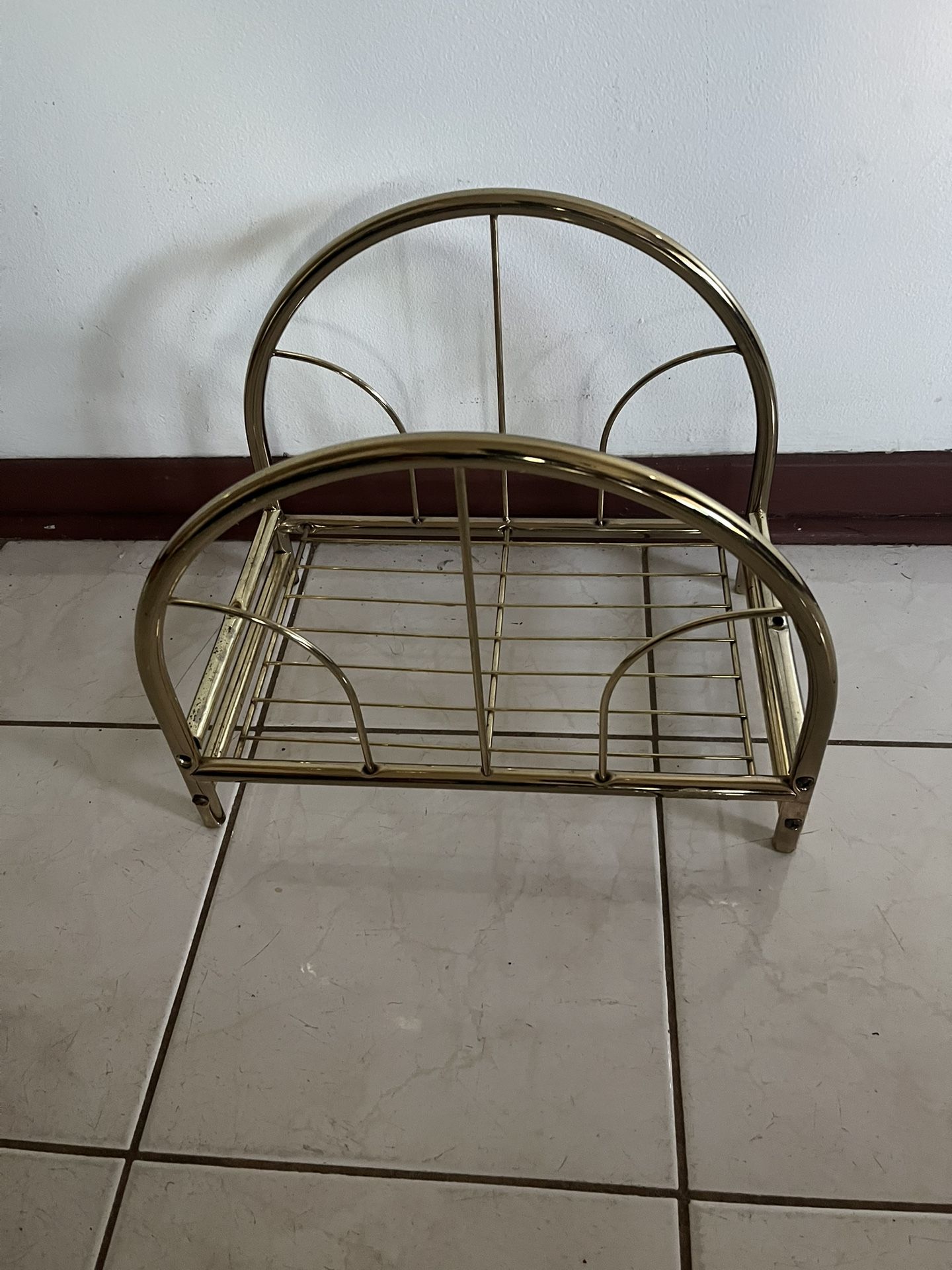Small Organizing Rack