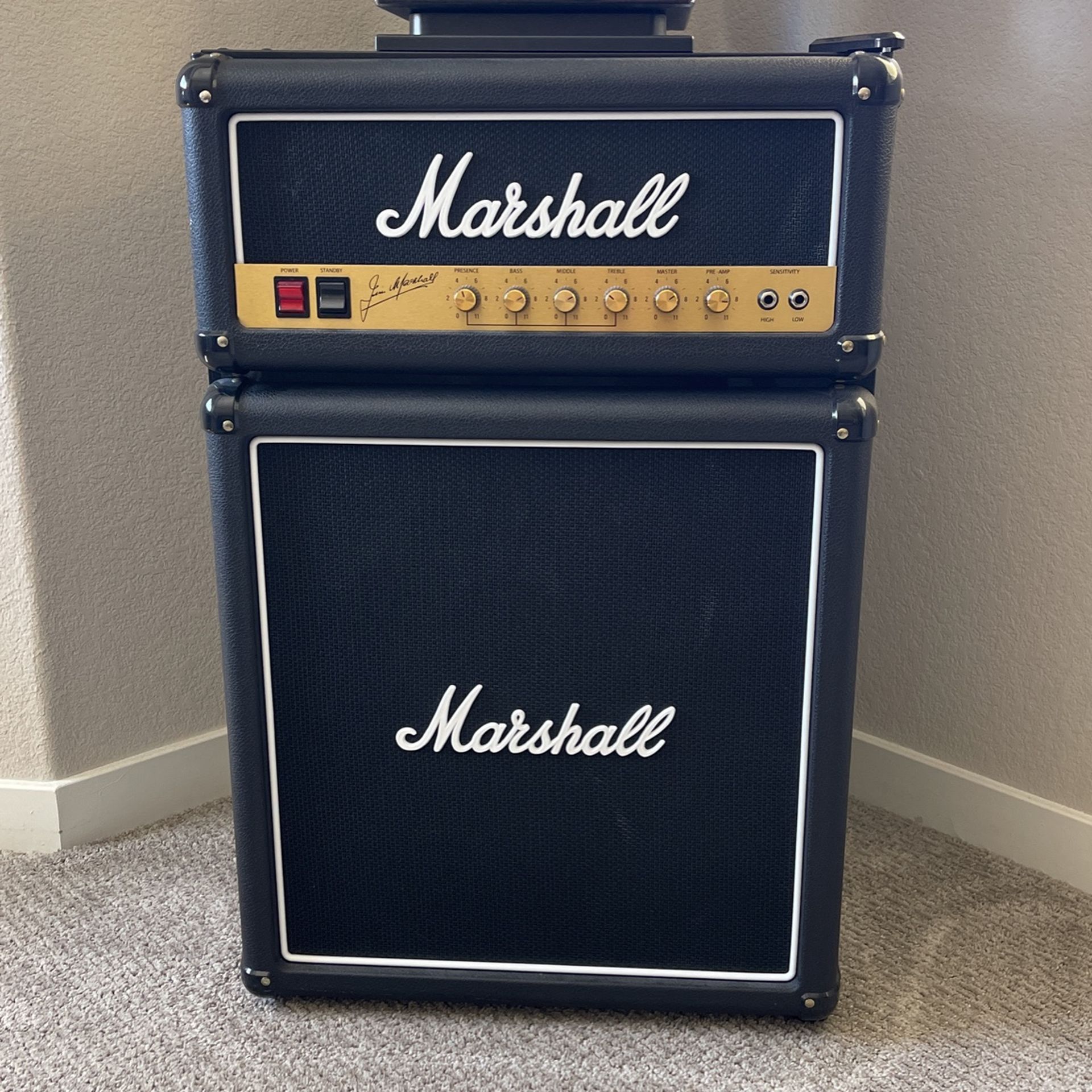 Marshall Mini Fridge With Glass Shelves Super Cold 🥶