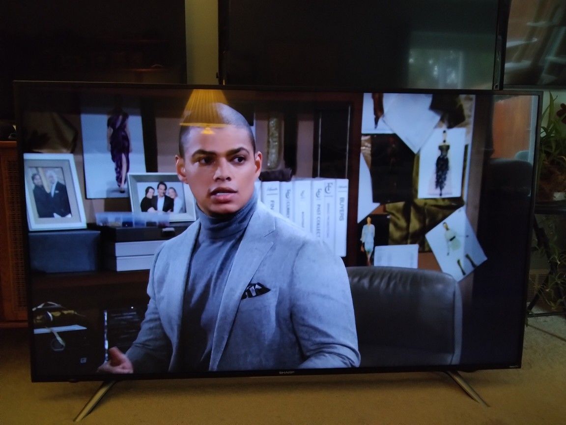 SHARP 65" 4K UHD SMART ROKU TV WITH HDR