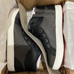 NEW. Ugg. Boy Sneakers. Size 3