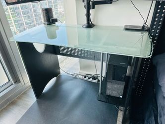 Office desk for sale