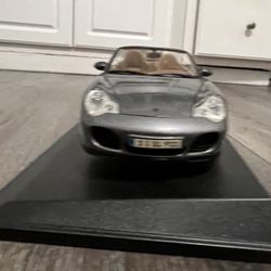 Diecast 1/18 scale Porsche great condition 