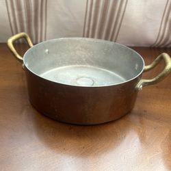 Copper saucepan