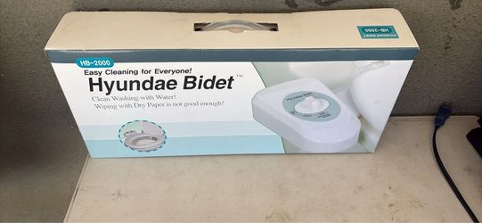 NEW Hyundae Bidet HB-2000 Toilet Attachment