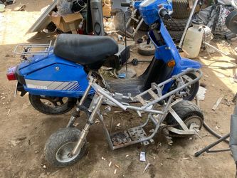 1983 Honda aero 50cc. Minibike roller