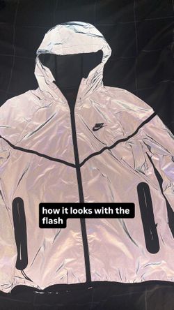 Nike Mens woven flash jacket