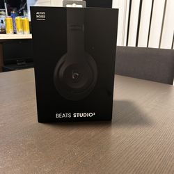 Beats Studio 3 headphones