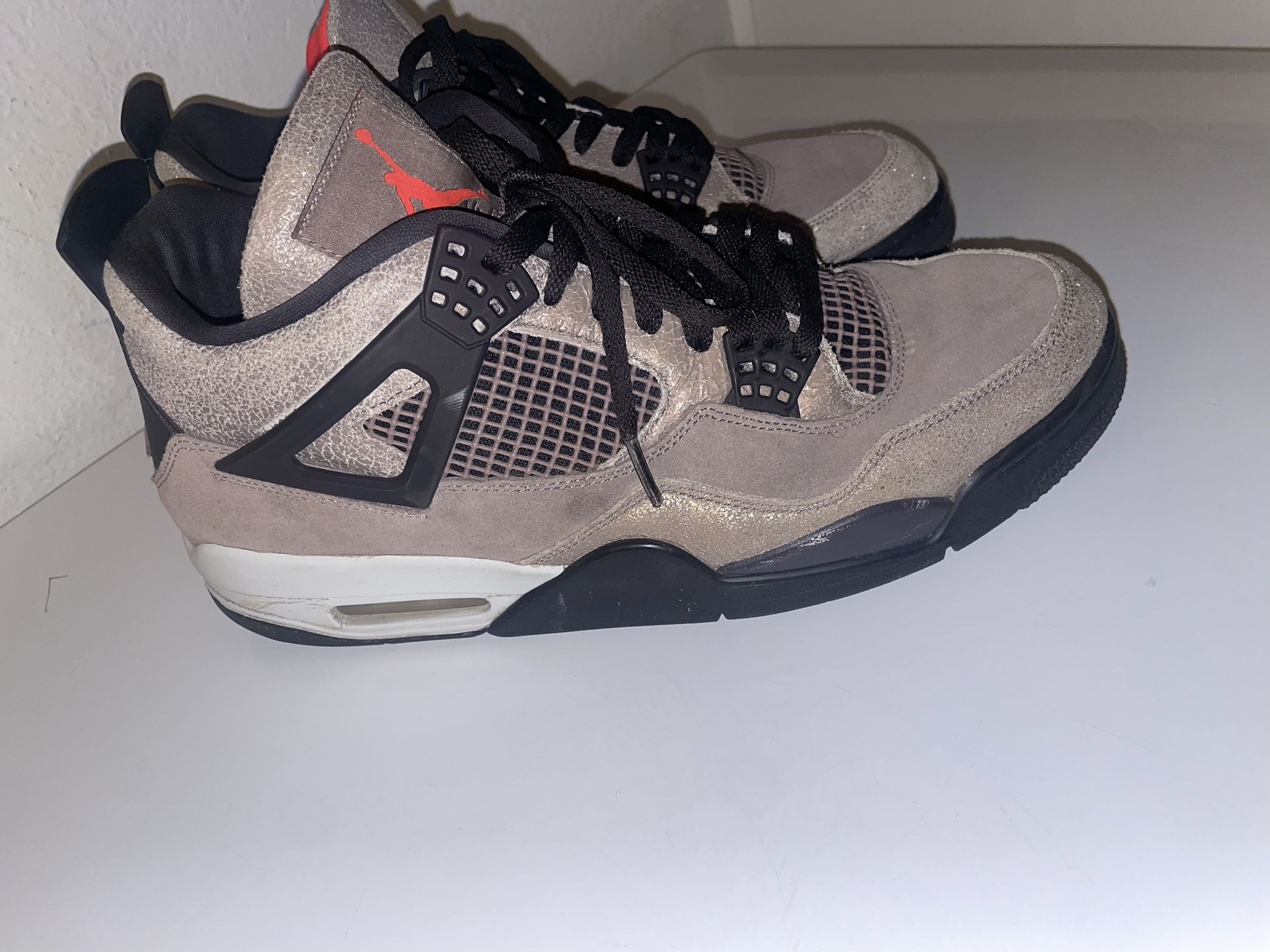 Jordan 4 Retro Taupe Haze