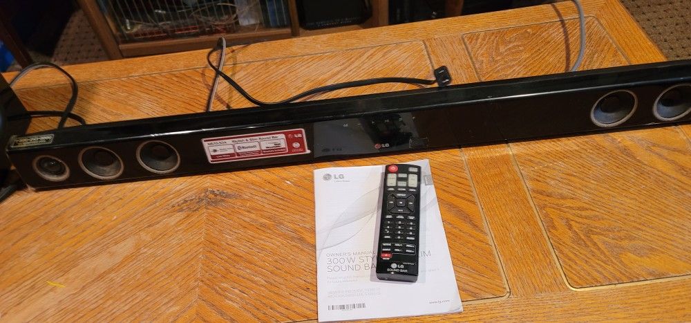 LG 300W Slim Sound Bar