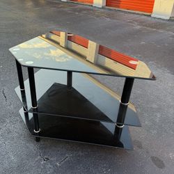 AVF Group 39" Classic Corner Glass TV Stand SDC1000BB-A