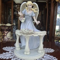 GORGEOUS LOOKING VINTAGE  MENBERS MARK ANGEL  HAND PAINTED  PORCELAIN  BALUSTEADE