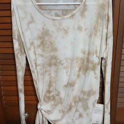 Lululemon New Size 8 Long Sleeve Multi-Colored Shirt