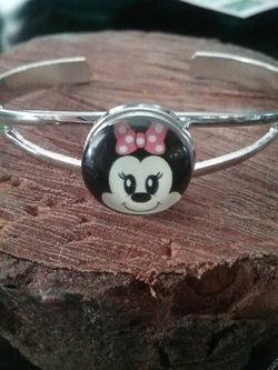 bracelet with charm of your choice tons to choose from