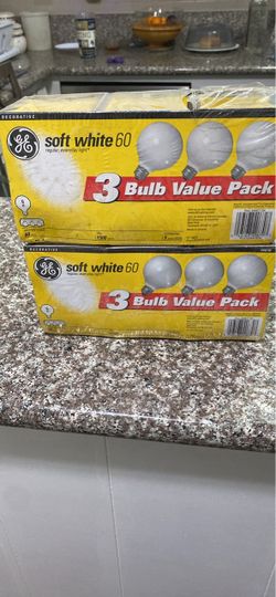 GE soft white 60 W decorative G25 light bulb