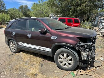 2013 Kia Sorento Full Part out /// Para Partes