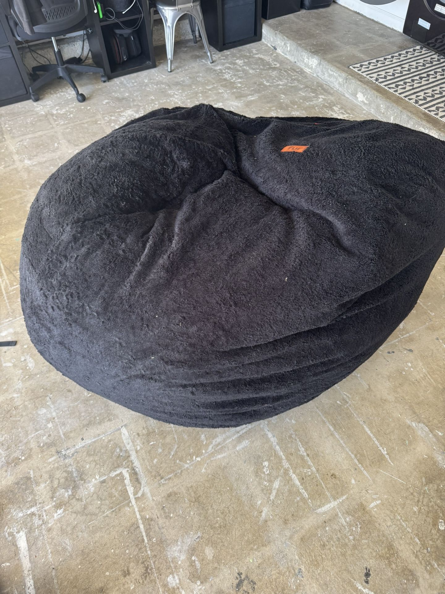 Fur King corduroys Black Bean Bag