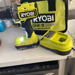 RYOBI 18 v Brushless Drill