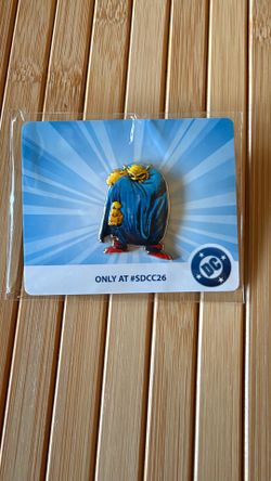 SDCC DC COMICS PIN