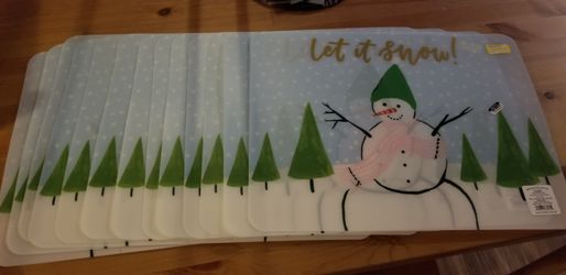 13 holiday vinyl placemats