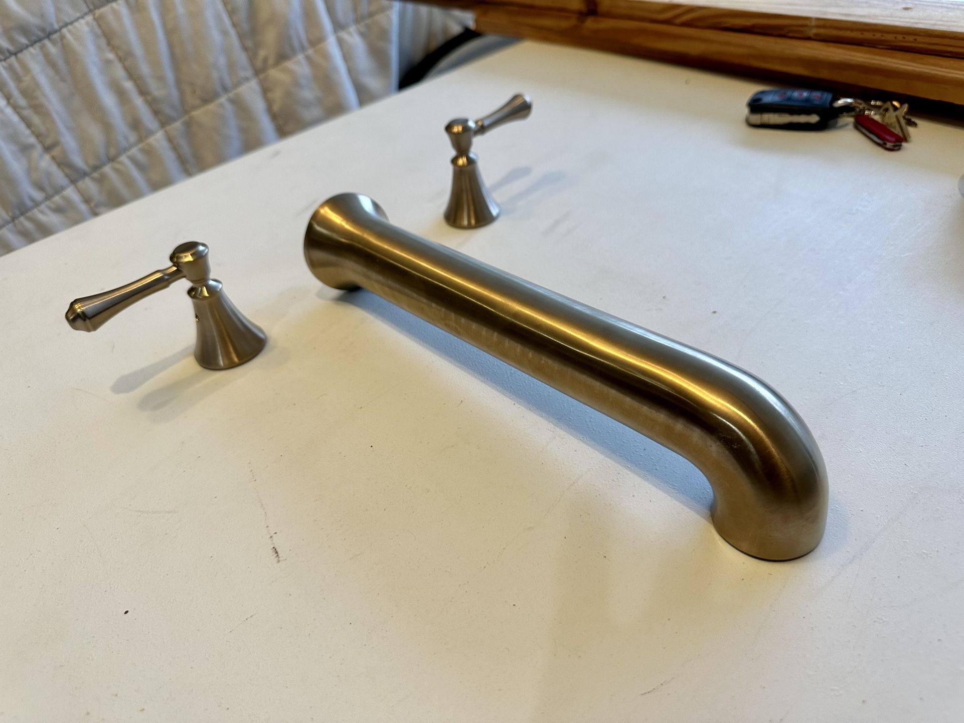 Delta Tub Filler Faucet  (brand new)
